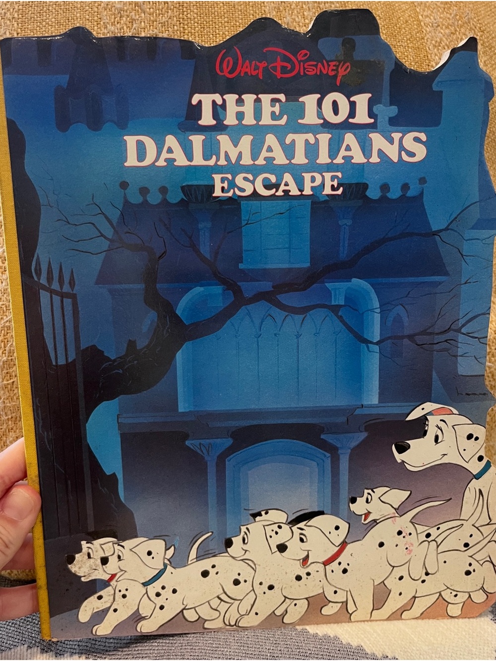 Vintage 1988 Disney The 101 Dalmatians Escape Shaped Book Kmart West Germany